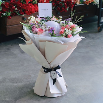 فاصلة عسى أيامك هنيه